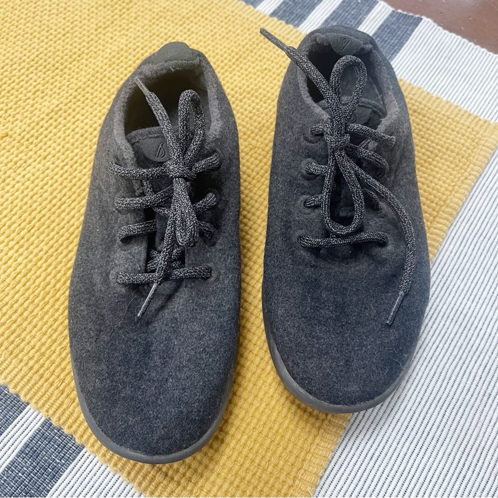 Allbirds womens all black wool runners tennis shoe - Picture 8 of 12